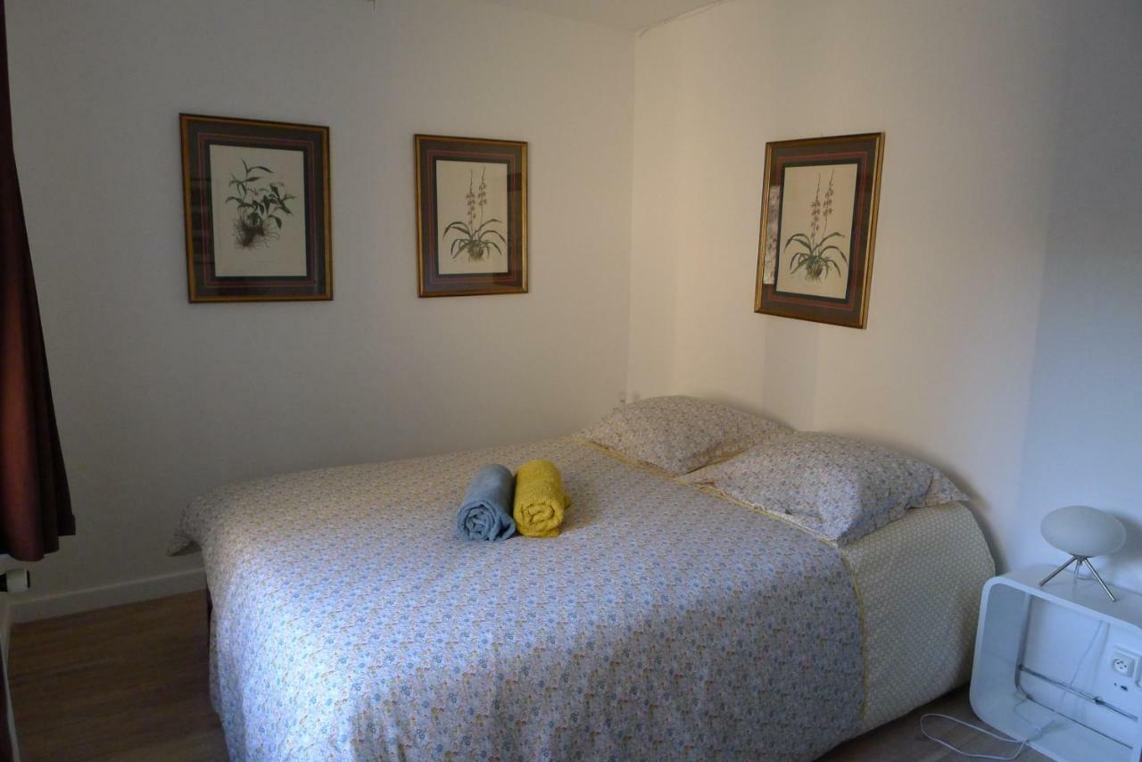 Beautiful And Spacious Contemporary House Oignies エクステリア 写真